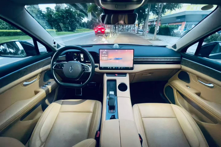 鸿蒙智行 问界M5 2022款 增程四驱性能版中控内饰7003