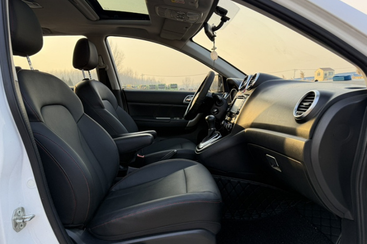 哈弗H6 2016款 升级版 1.5T 自动两驱精英型局部细节41