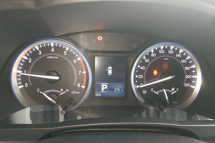 丰田 汉兰达 2017款 2.0T 四驱豪华版 7座局部细节14