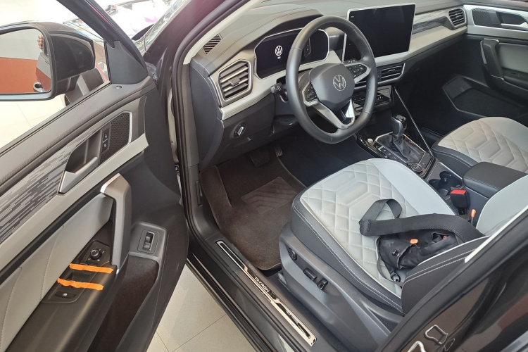 大众 探岳 2023款 改款 380TSI 四驱R-Line高能版中控内饰20