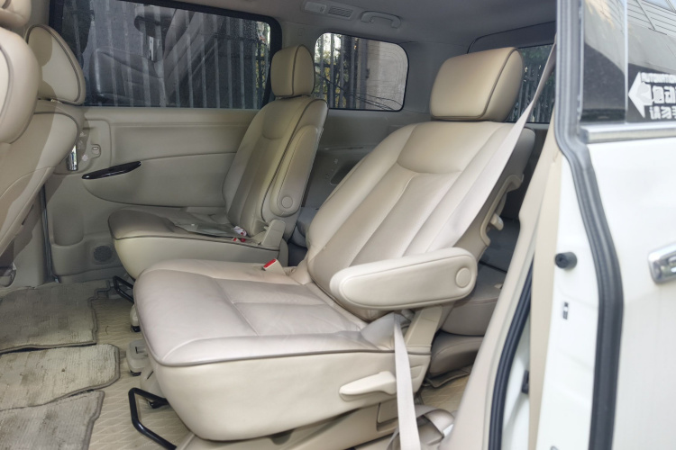 日产 贵士 2015款 3.5L SL中控内饰21