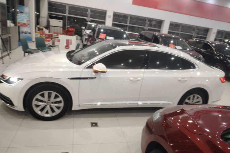 一汽-大众CC 2019款 330TSI 华颜版 国VI车身外观4