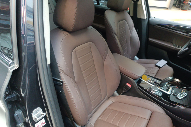 宝马X3 2021款 xDrive25i M运动套装局部细节41