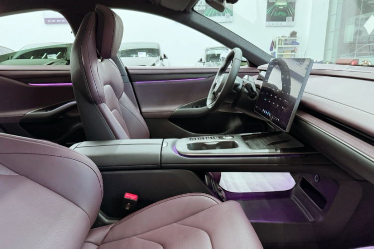 小米汽车 小米SU7 2024款 后驱超长续航高阶智驾Pro版中控内饰7008