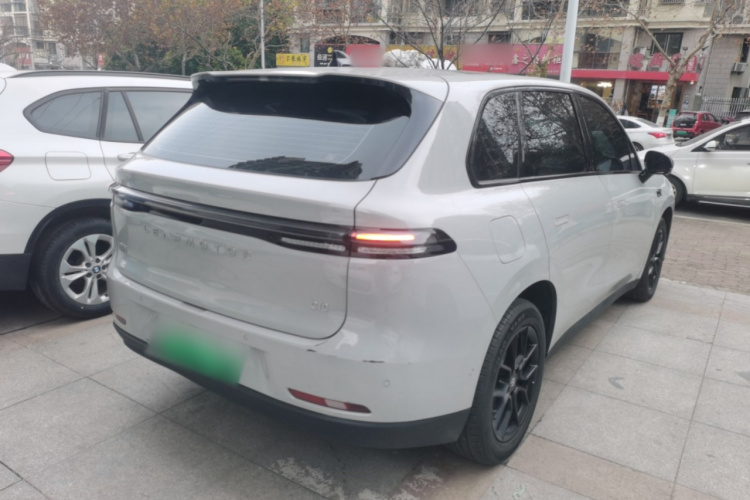 零跑汽车 零跑C10 2024款 210智享版车身外观7