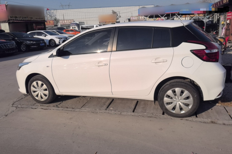 丰田 YARiS L 致炫 2016款 改款 1.5E CVT魅动版车身外观6003