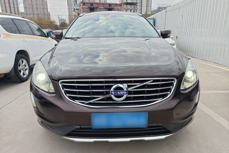 沃尔沃XC60 2017款 T5 智行升级版车身外观2