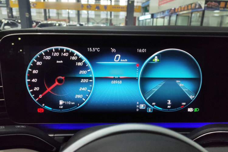 奔驰GLE 2020款 GLE 350 4MATIC 动感型局部细节14