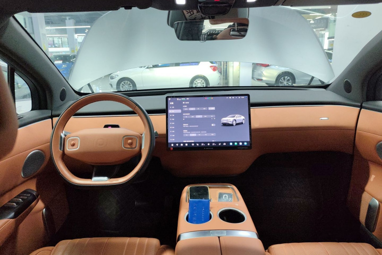 长安启源E07 2025款 纯电 四驱 90kWh Ultra高性能版中控内饰7002