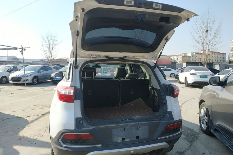 猎豹汽车 猎豹CS9 2017款 1.5L CVT舒适型机舱底盘23