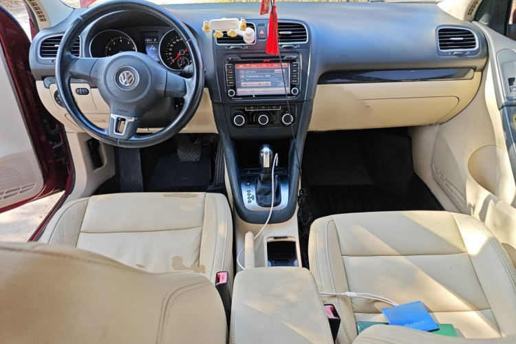 大众 高尔夫 2012款 1.6 自动舒适型中控内饰7002