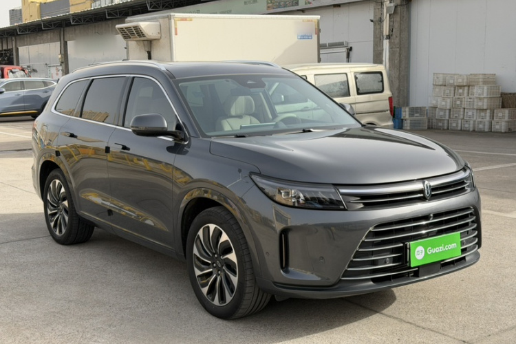 鸿蒙智行 问界M7 2024款 1.5T 后驱Plus版 5座车身外观6008