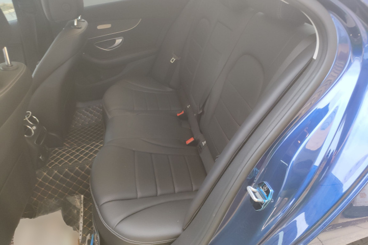 奔驰C级 2021款 C 260 L 运动星耀臻藏版中控内饰7004