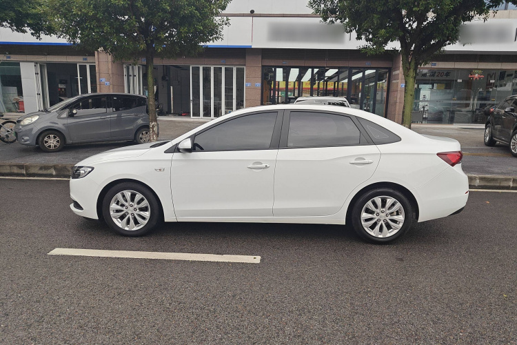 别克 英朗 2021款 改款 典范 1.5L 自动精英型车身外观6003