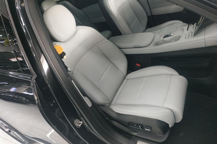 蔚来ES6 2024款 75kWh局部细节41