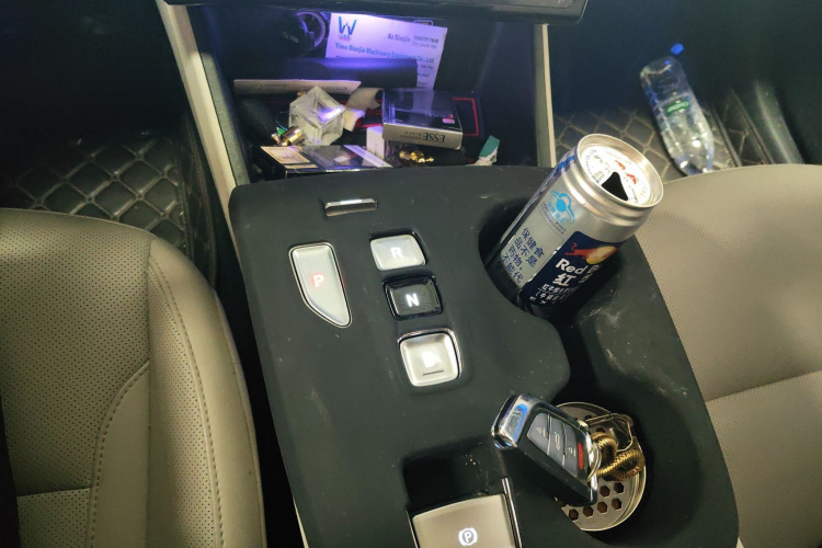 现代 2021款 途胜L 1.5T DCT TOP旗舰版局部细节18