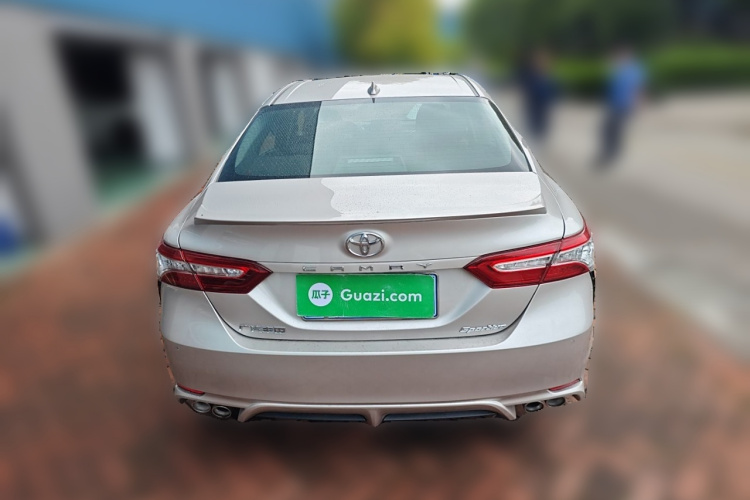 丰田 凯美瑞 2021款 2.0S 锋尚版车身外观6004