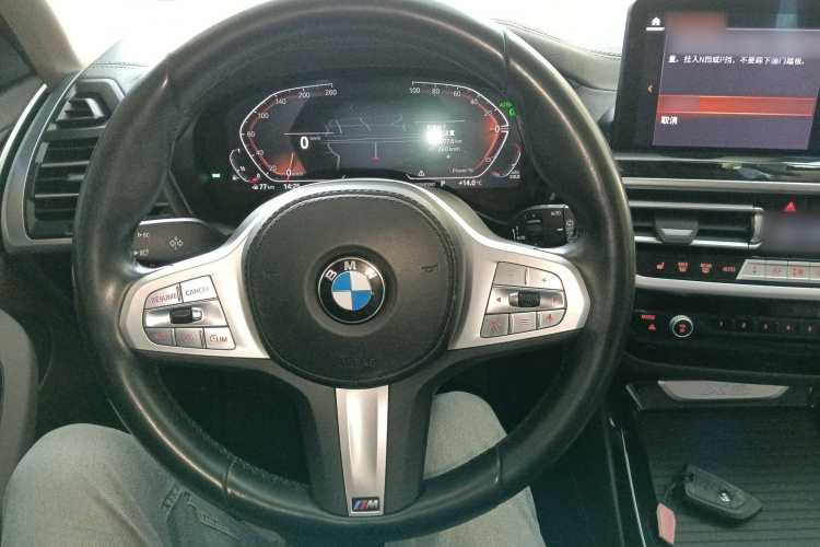 宝马X3 2022款 改款 xDrive25i M运动套装中控内饰13