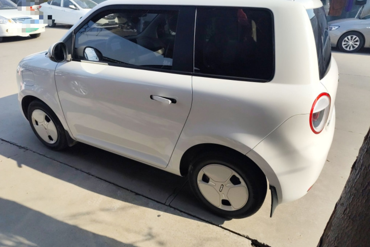 长安启源 长安Lumin 2025款 205km 清香款车身外观4