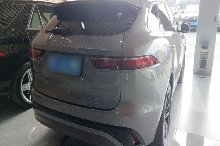 捷豹F-PACE 2021款 250PS R-Dynamic SE车身外观6001