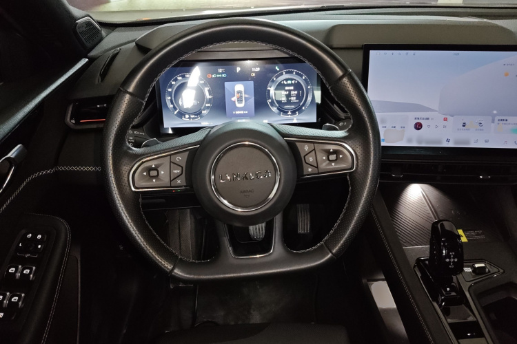 领克03 2023款 1.5TD DCT劲Pro中控内饰13