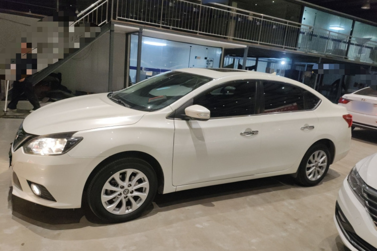 日产 轩逸 2016款 1.6XL CVT豪华版车身外观4