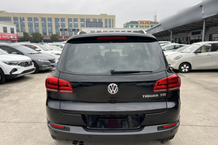 大众 途观 2015款 1.8TSI 自动两驱舒适版车身外观6004