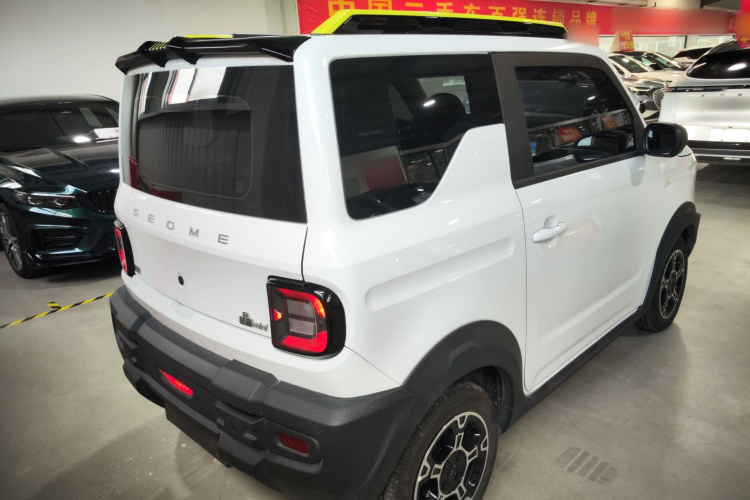 吉利银河 2025款 210km 熊猫骑士车身外观7