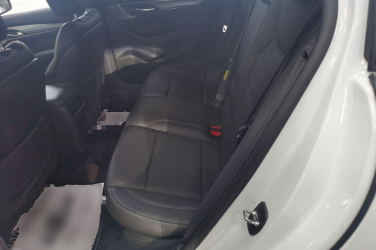 凯迪拉克CT5 2022款 28T 豪华型（标准版）中控内饰21