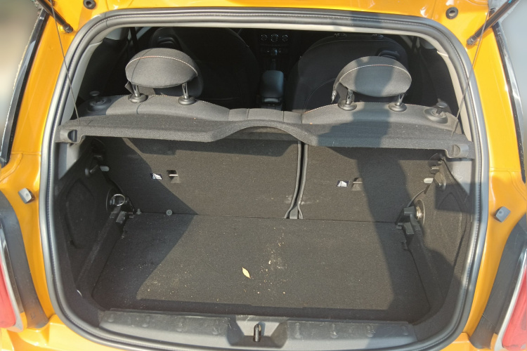 MINI 2014款 1.2T ONE局部细节23