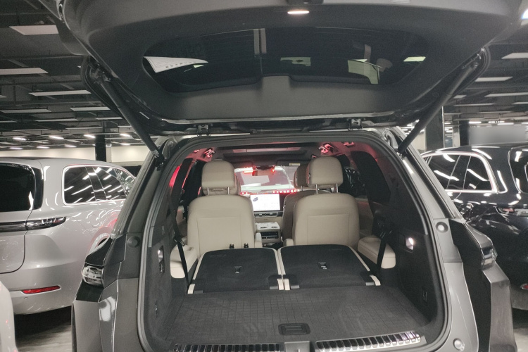 理想汽车 理想L9 2022款 Max机舱底盘23