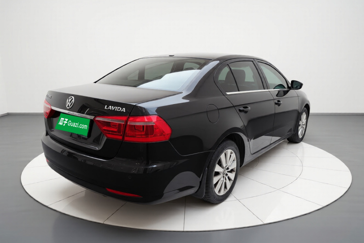 大众 朗逸 2013款 改款经典 1.6L 自动舒适版车身外观7