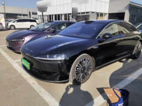 鸿蒙智行 享界S9 2024款 纯电 Ultra 四驱旗舰版