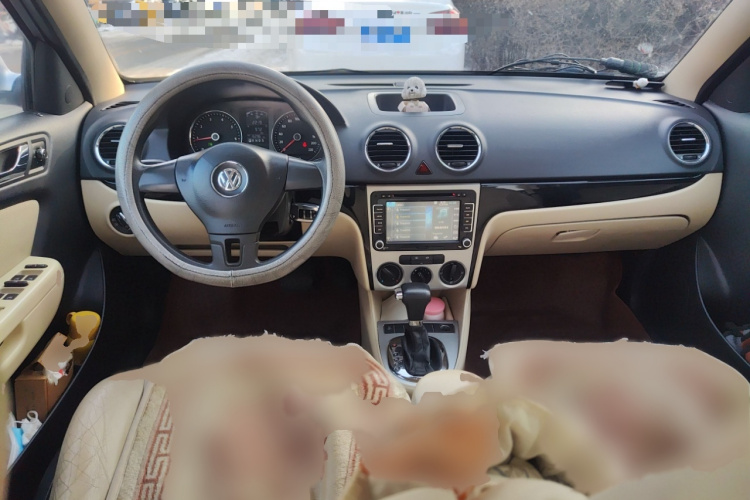 大众 朗逸 2011款 1.6L 自动品雅版中控内饰7002