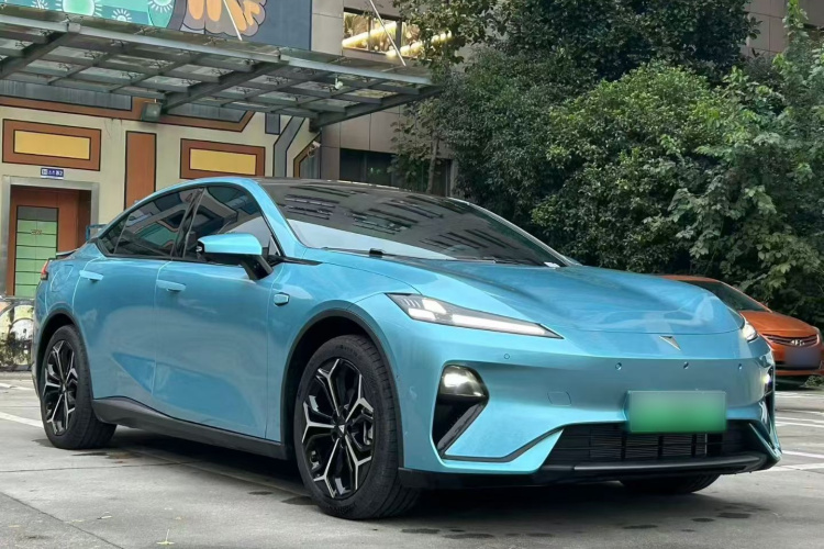 深蓝汽车 深蓝L07 2024款 230Max乾崑智驾ADS SE增程版车身外观6005