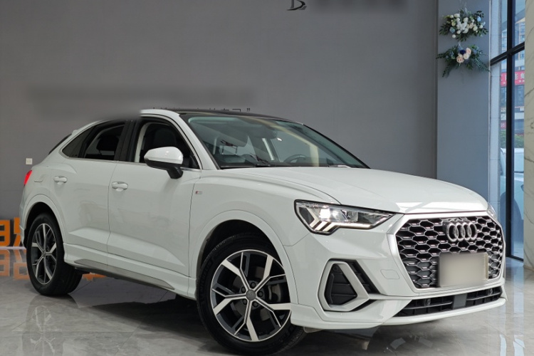 奥迪Q3 Sportback 2020款 40 TFSI 时尚型车身外观6002