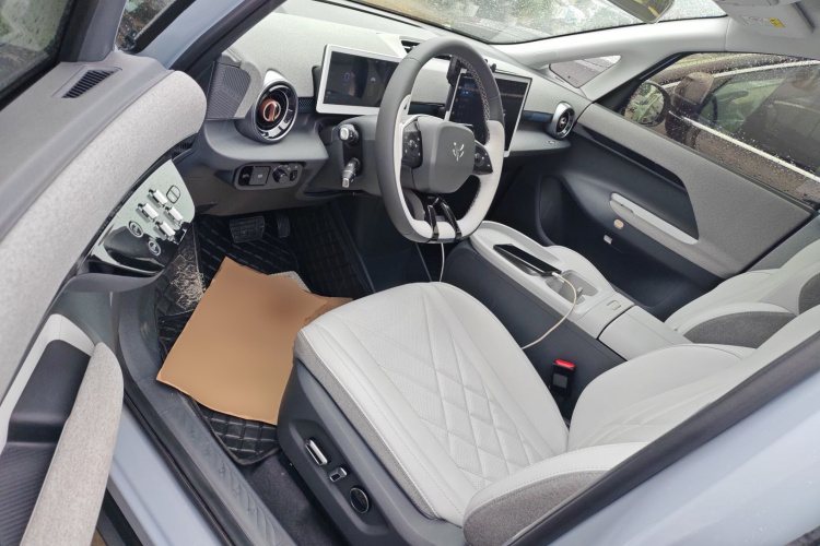 ARCFOX极狐 极狐考拉 2023款 家庭版Pro中控内饰20