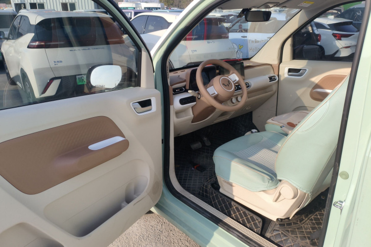 五菱汽车 宏光MINIEV 2024款 第三代 215km 进阶版中控内饰20