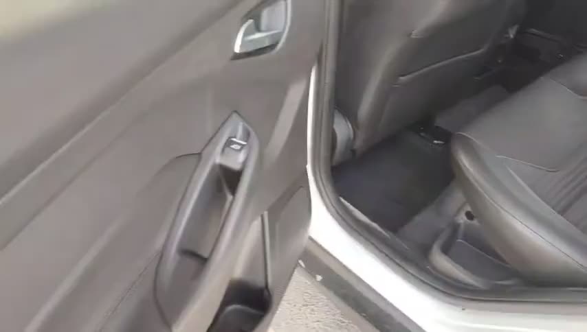 福特 福克斯 2017款 两厢 1.6L 手动风尚型智行版实拍1