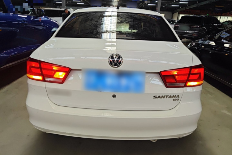 大众 桑塔纳 2015款 1.6L 手动风尚版车身外观6004