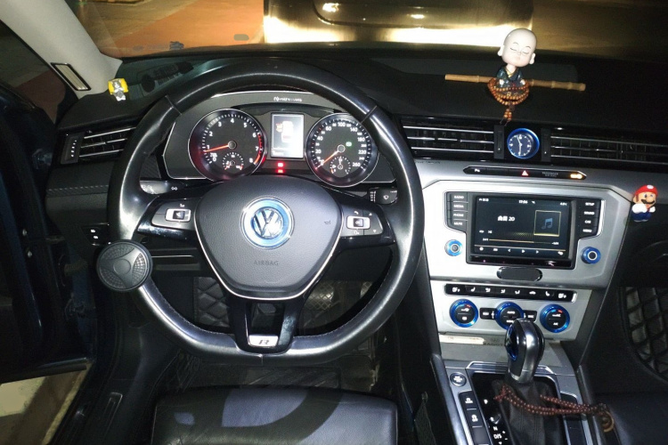 大众 蔚揽 2017款 380TSI 两驱舒行版中控内饰13