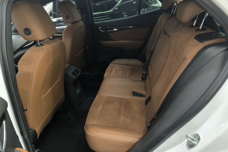 别克 2020款 昂科威S 652T 两驱豪华型中控内饰21