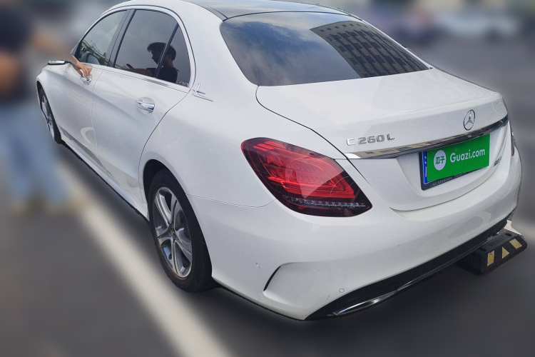 奔驰C级 2019款 改款 C 260 L 运动版车身外观6003