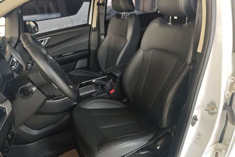 吉利汽车 远景X3 2020款 1.5L CVT尊贵型中控内饰19