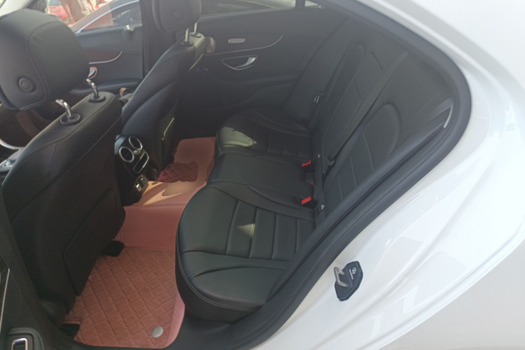 奔驰C级 2021款 C 260 L 运动星耀臻藏版中控内饰21