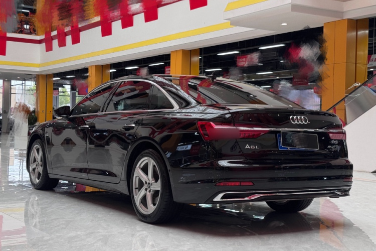 奥迪A6L 2024款 45 TFSI quattro 臻选致雅型车身外观6002