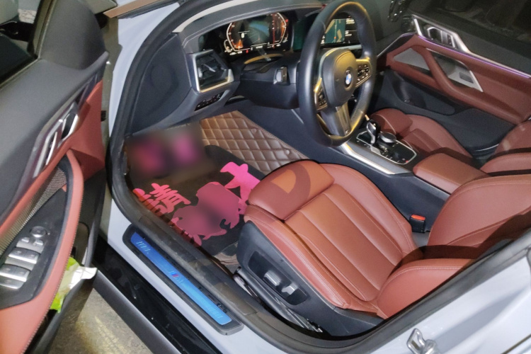 宝马4系 2022款 425i Gran Coupe M运动套装中控内饰20