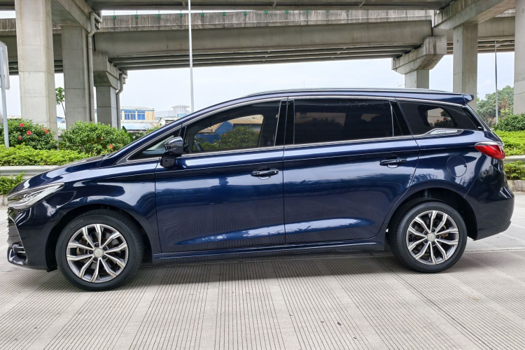 比亚迪 宋MAX 2019款 1.5T 自动智联睿逸天窗型 7座 国VI车身外观6003