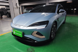 比亚迪 海豹 2022款 550km 标准续航后驱版尊贵型