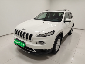 Jeep 自由光 2016款 2.4L 专业版